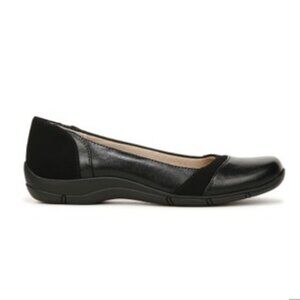 Lifestride Simply Comfort Women's Wide Black ballet flats